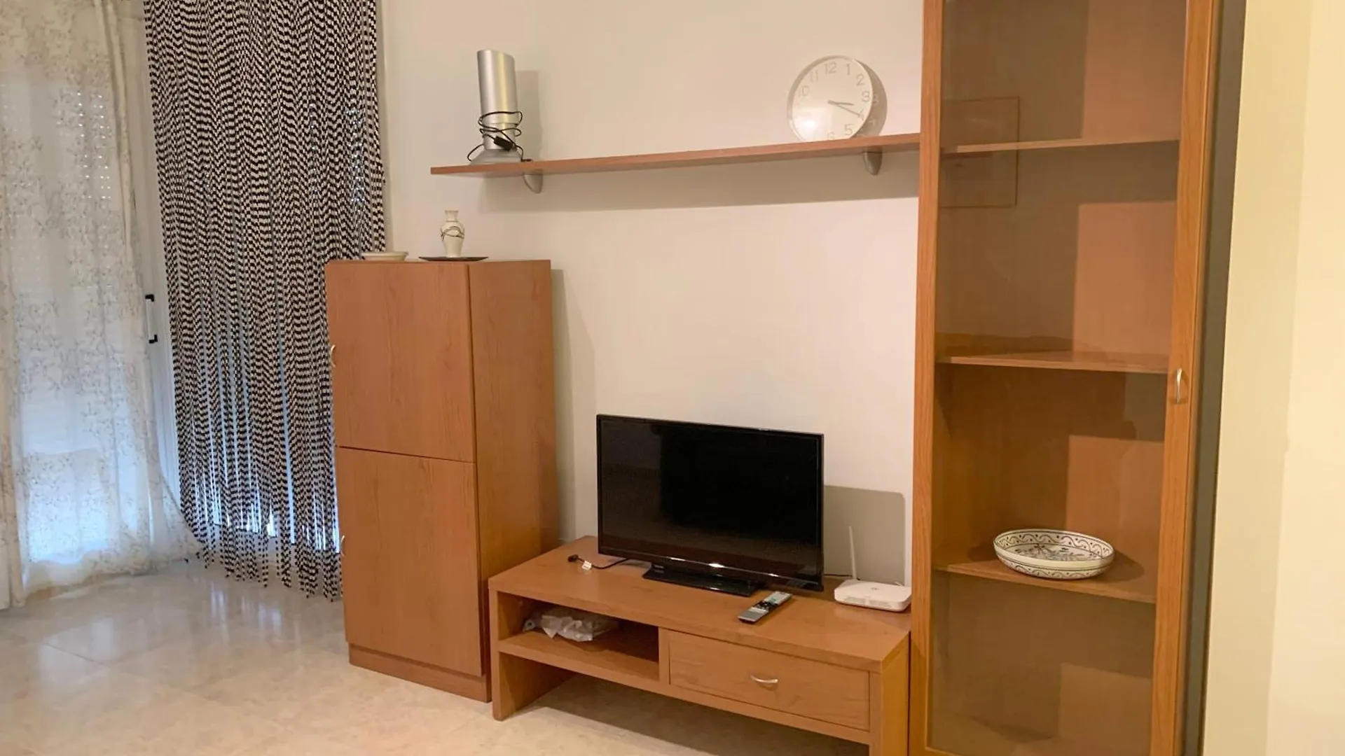 Guest house Room In Apartment - Apartment For 4-5 People 70 M From The Beach Miami Playa