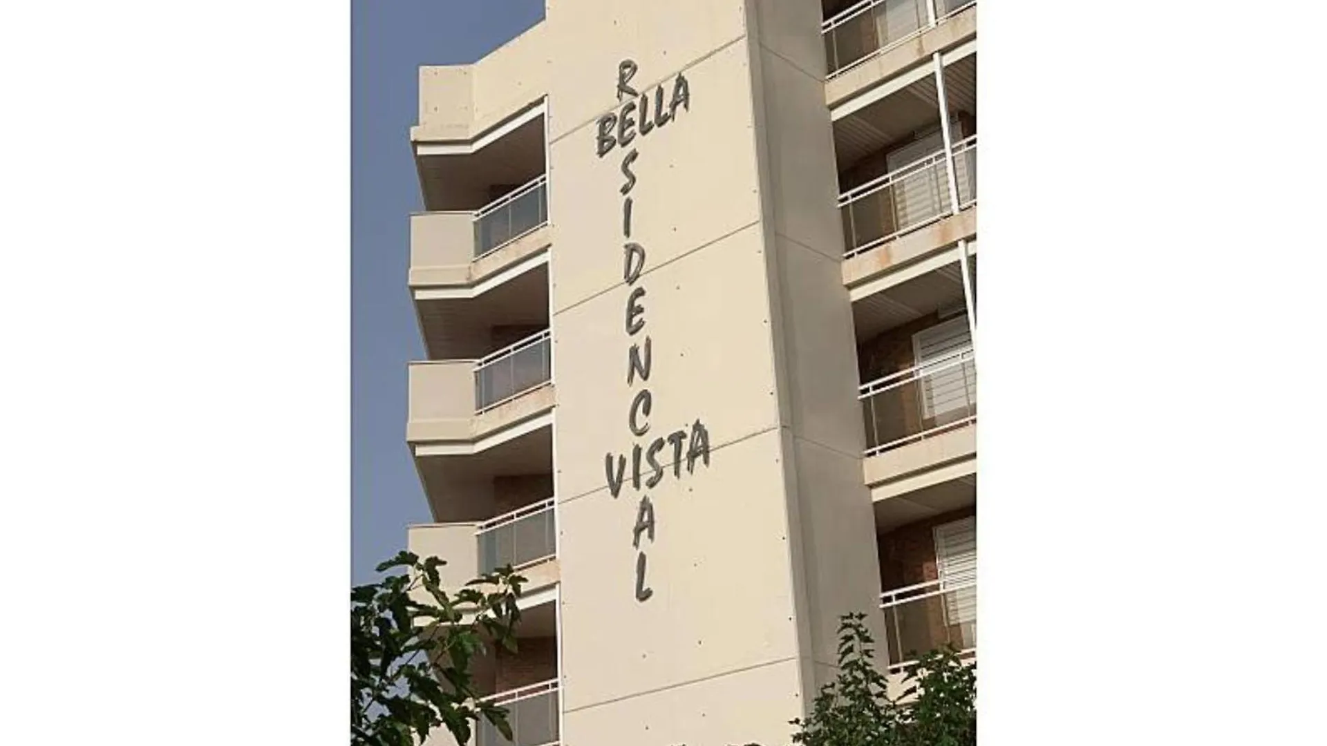 Room In Apartment - Apartment For 4-5 People 70 M From The Beach Miami Playa Guest house